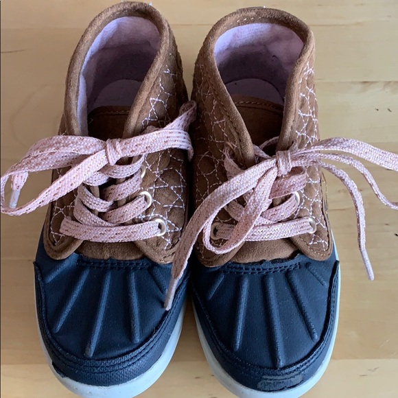 Oshkosh Duck boots - Picture 3 of 4